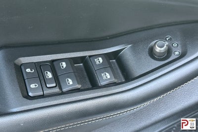 2023 Jeep Grand Cherokee L Laredo 4x4