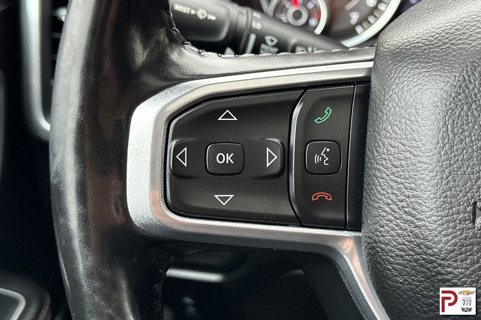 2021 RAM 1500 Laramie Crew Cab 4x4 5'7" Box