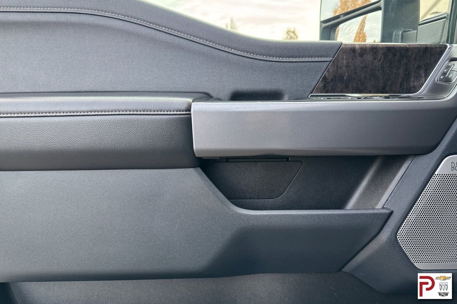 2025 Ford Super Duty F-350 SRW XL