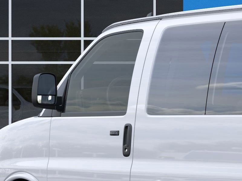 2026 Chevrolet Express Passenger 1LT