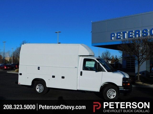 2024 Chevrolet Express Cutaway 3500 1WT