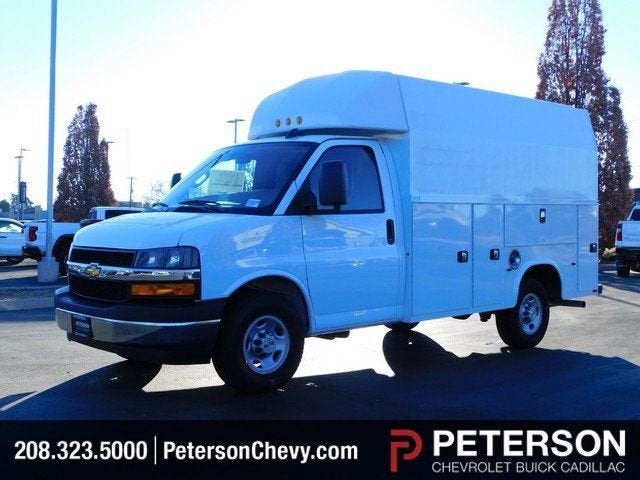 2024 Chevrolet Express Cutaway 3500 1WT