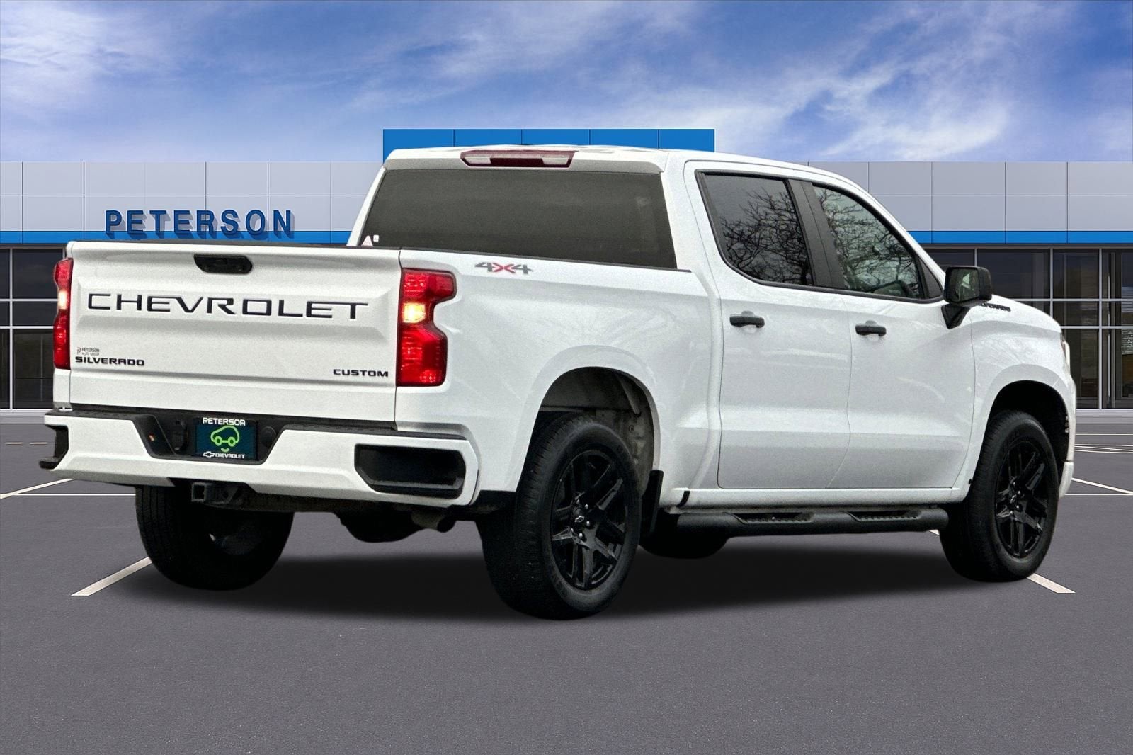 2023 Chevrolet Silverado 1500 Custom