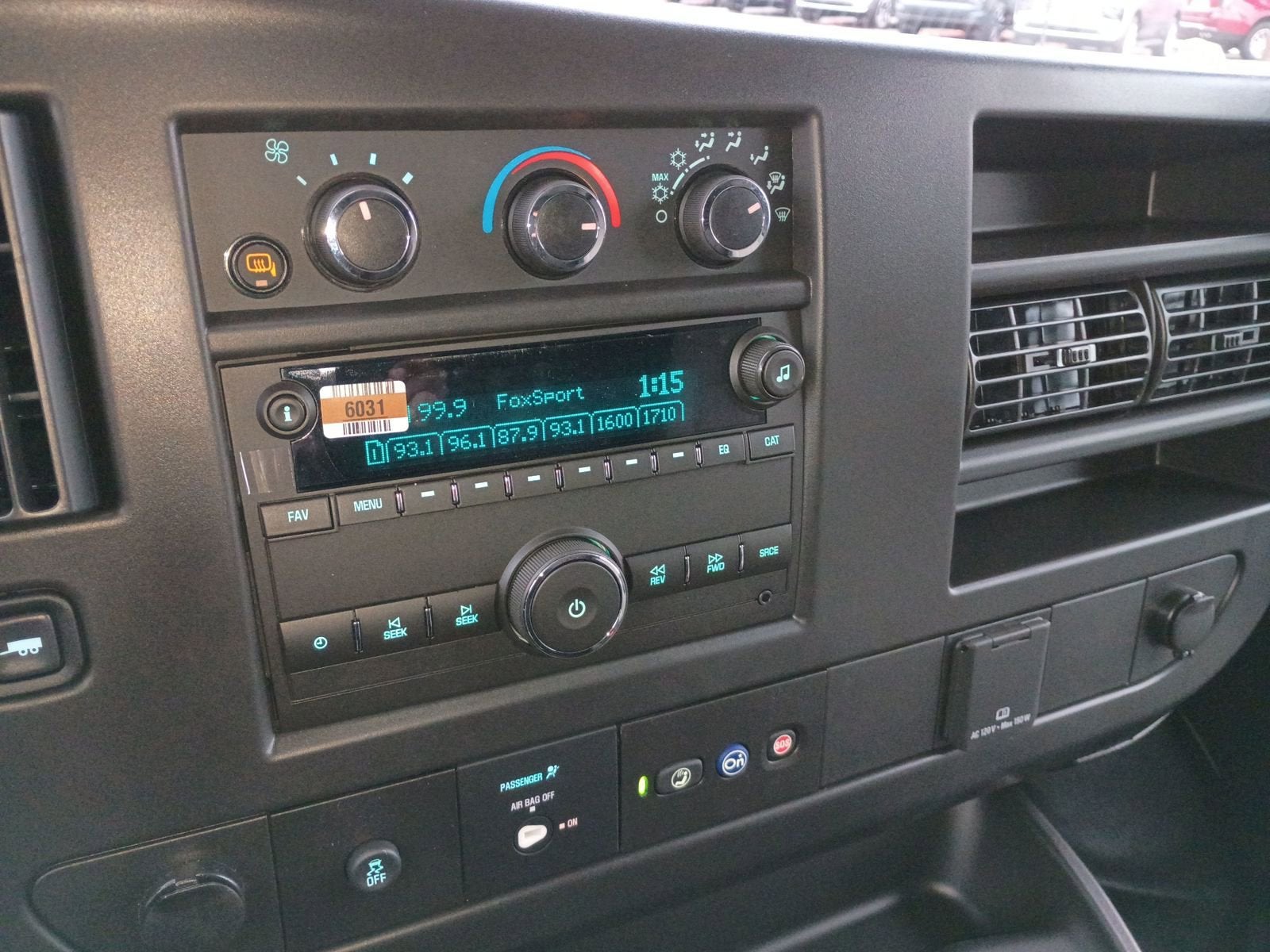 2025 Chevrolet Express Cargo 2500 WT