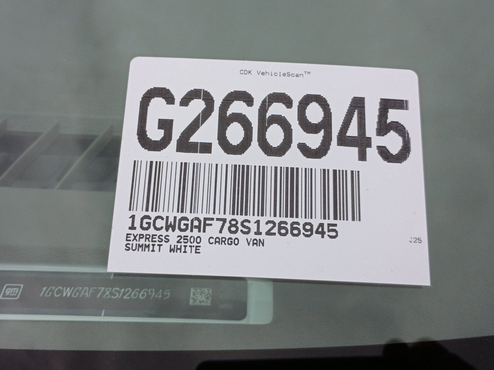 2025 Chevrolet Express Cargo 2500 WT