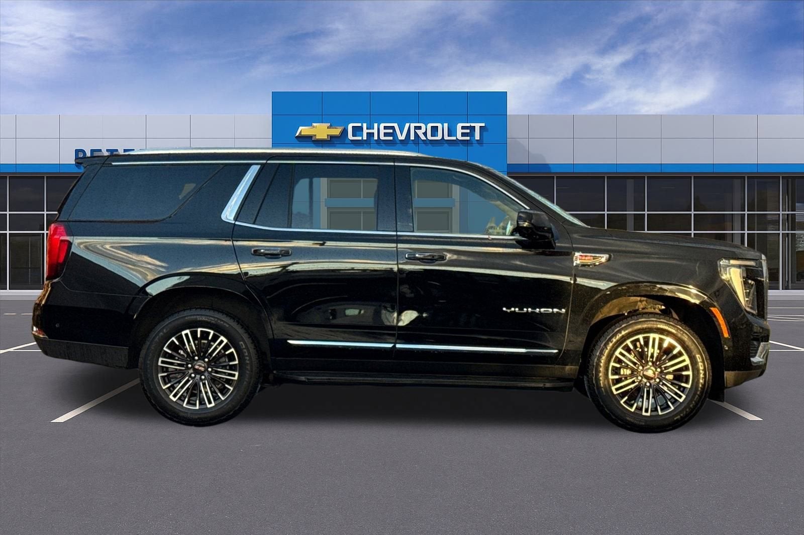 2025 GMC Yukon Elevation