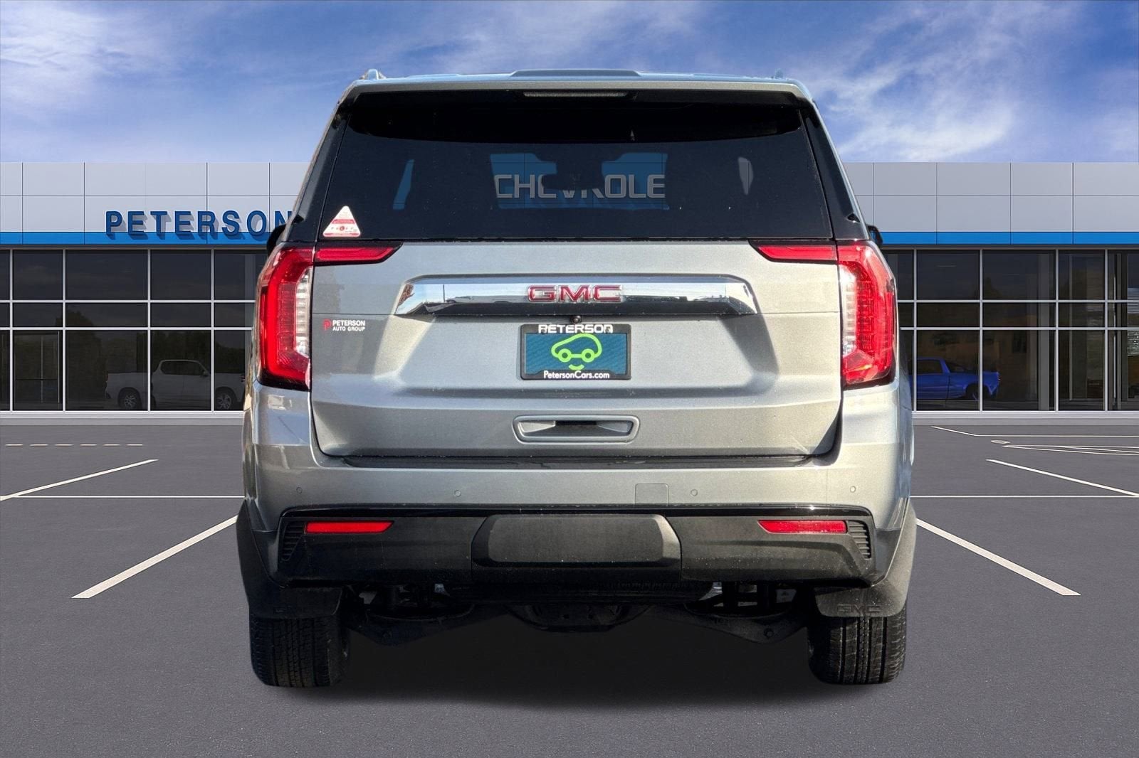 2023 GMC Yukon XL SLE