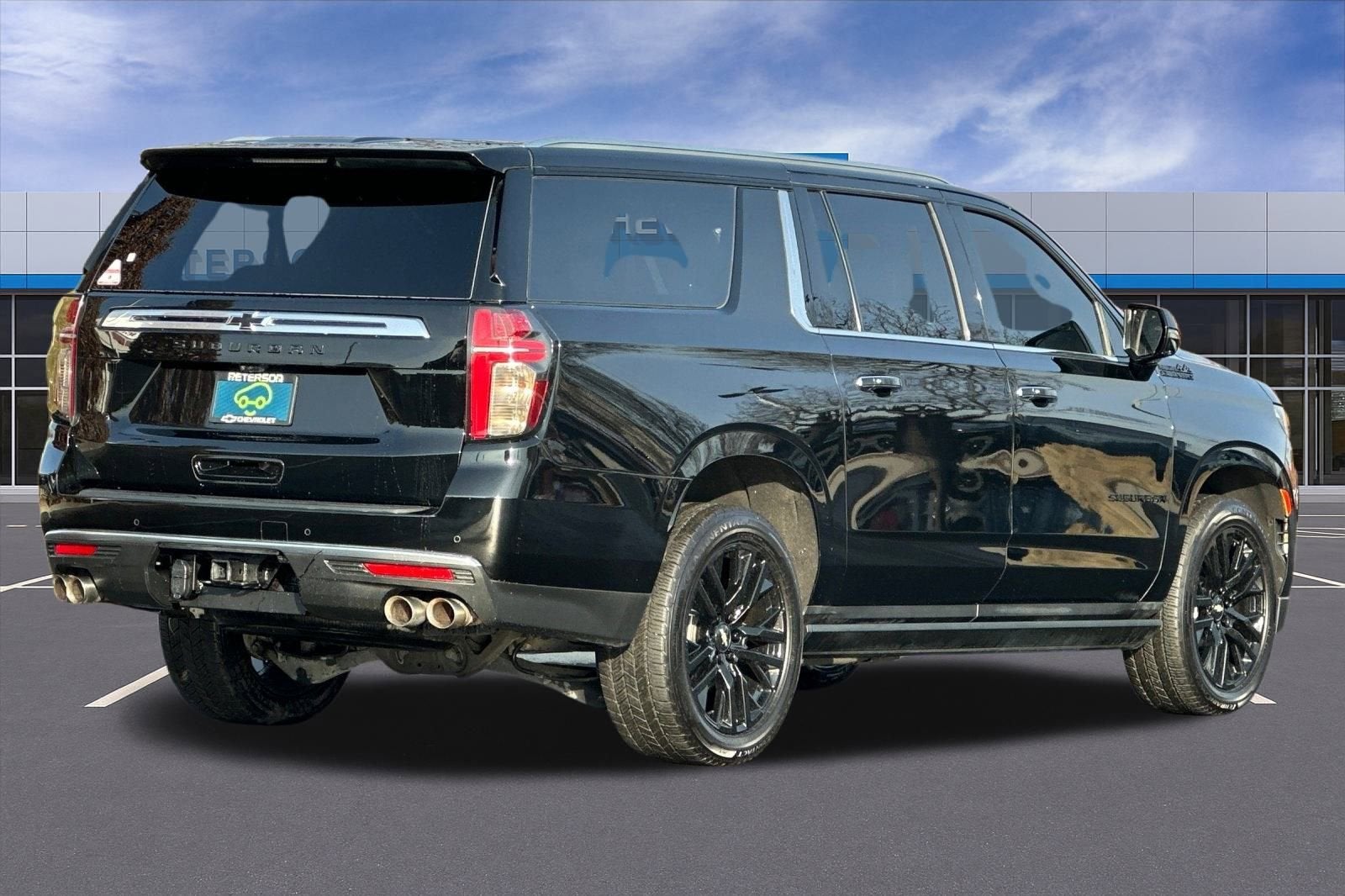 2022 Chevrolet Suburban High Country