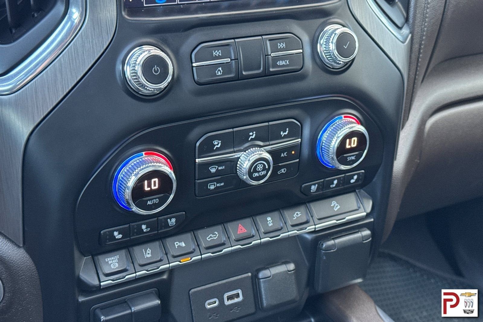 2022 GMC Sierra 3500 HD Denali