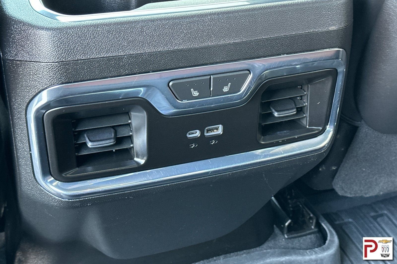 2024 GMC Sierra 3500 HD Denali Ultimate