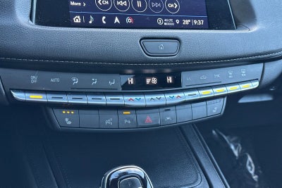 2023 Cadillac XT4 Premium Luxury