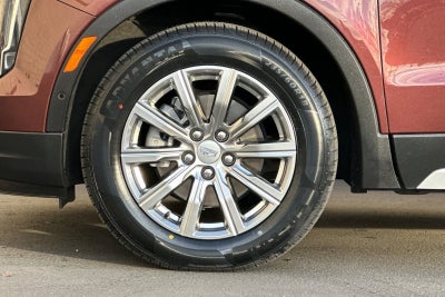 2023 Cadillac XT4 Premium Luxury