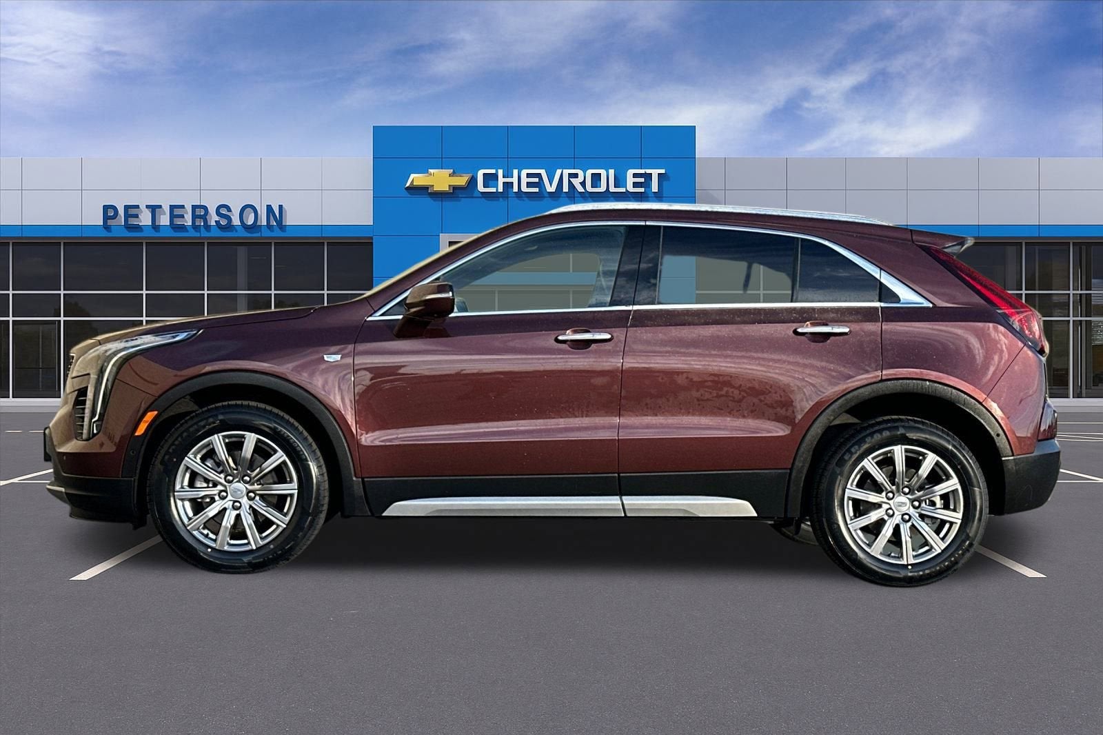 2023 Cadillac XT4 Premium Luxury