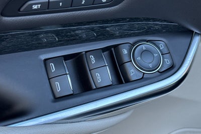 2022 Cadillac XT4 Premium Luxury