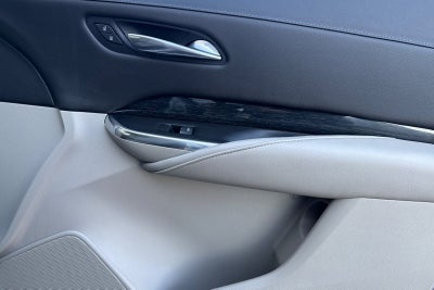 2022 Cadillac XT4 Premium Luxury