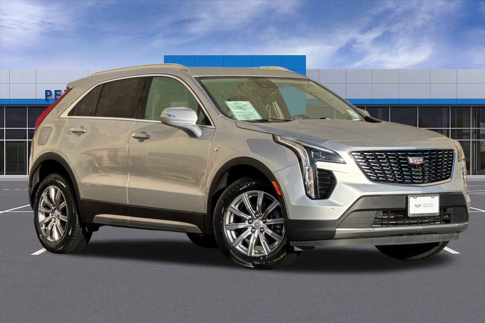 2022 Cadillac XT4 Premium Luxury