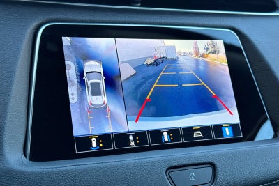 2022 Cadillac XT4 Premium Luxury