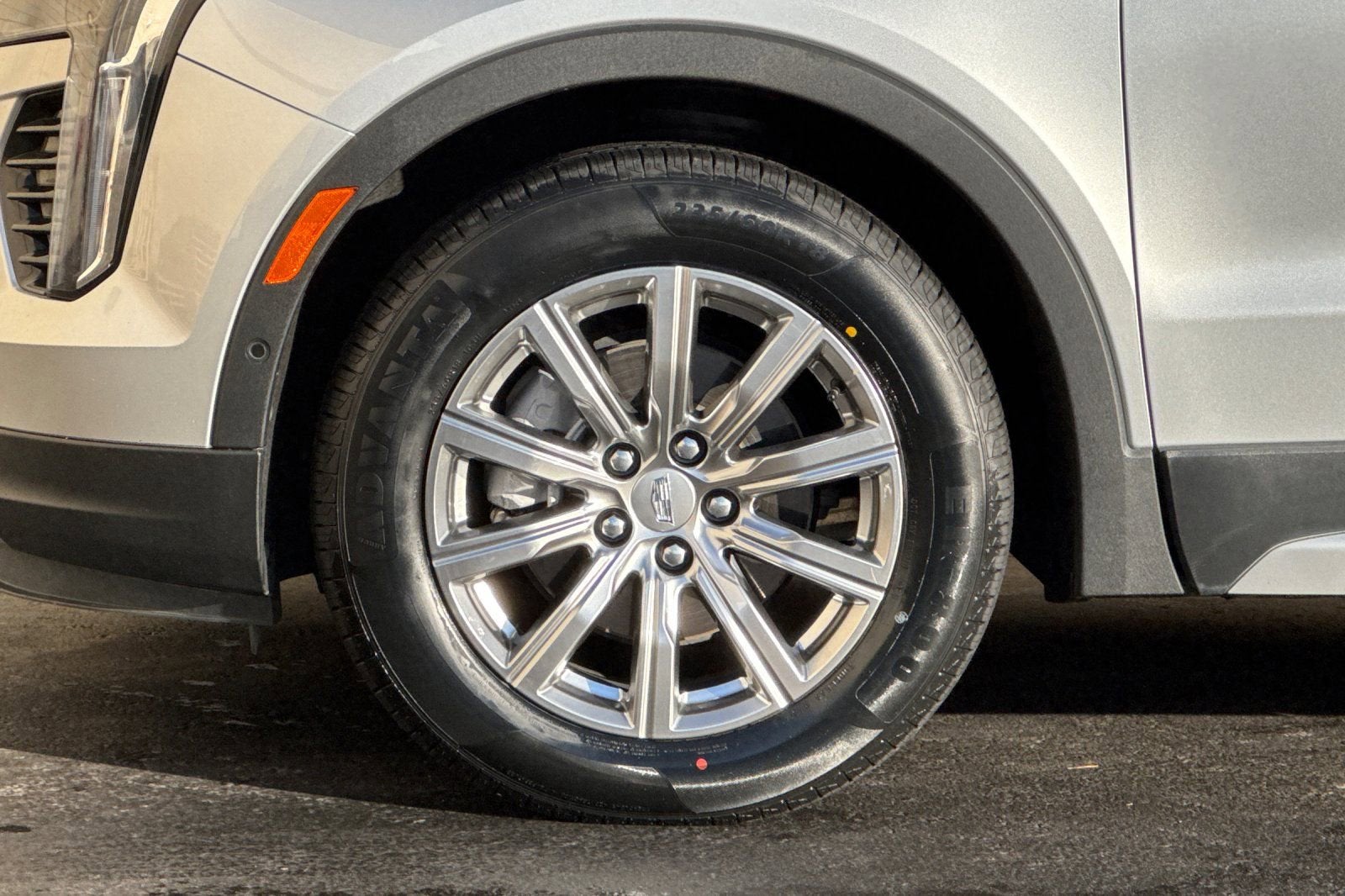 2022 Cadillac XT4 Premium Luxury