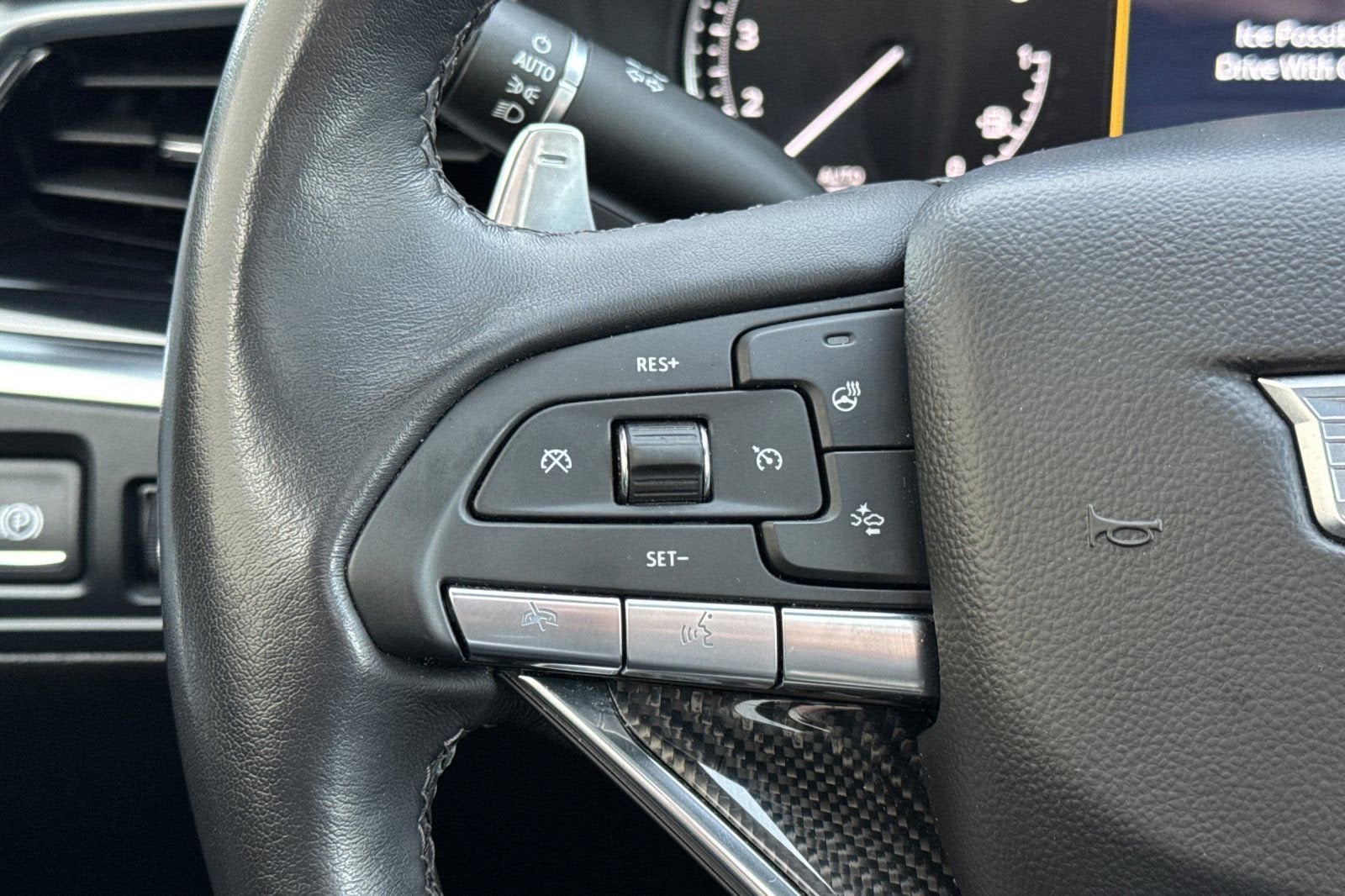 2023 Cadillac XT6 Sport