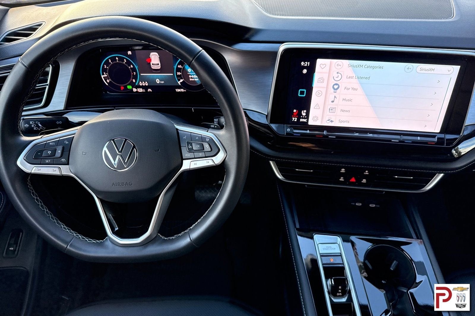 2025 Volkswagen Atlas Cross Sport 2.0T SE w/Technology