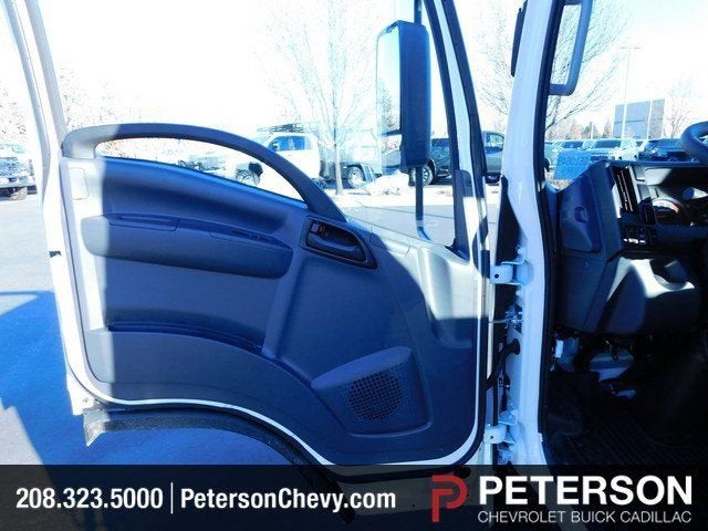 2025 Chevrolet Low Cab Forward 5500 HG NA