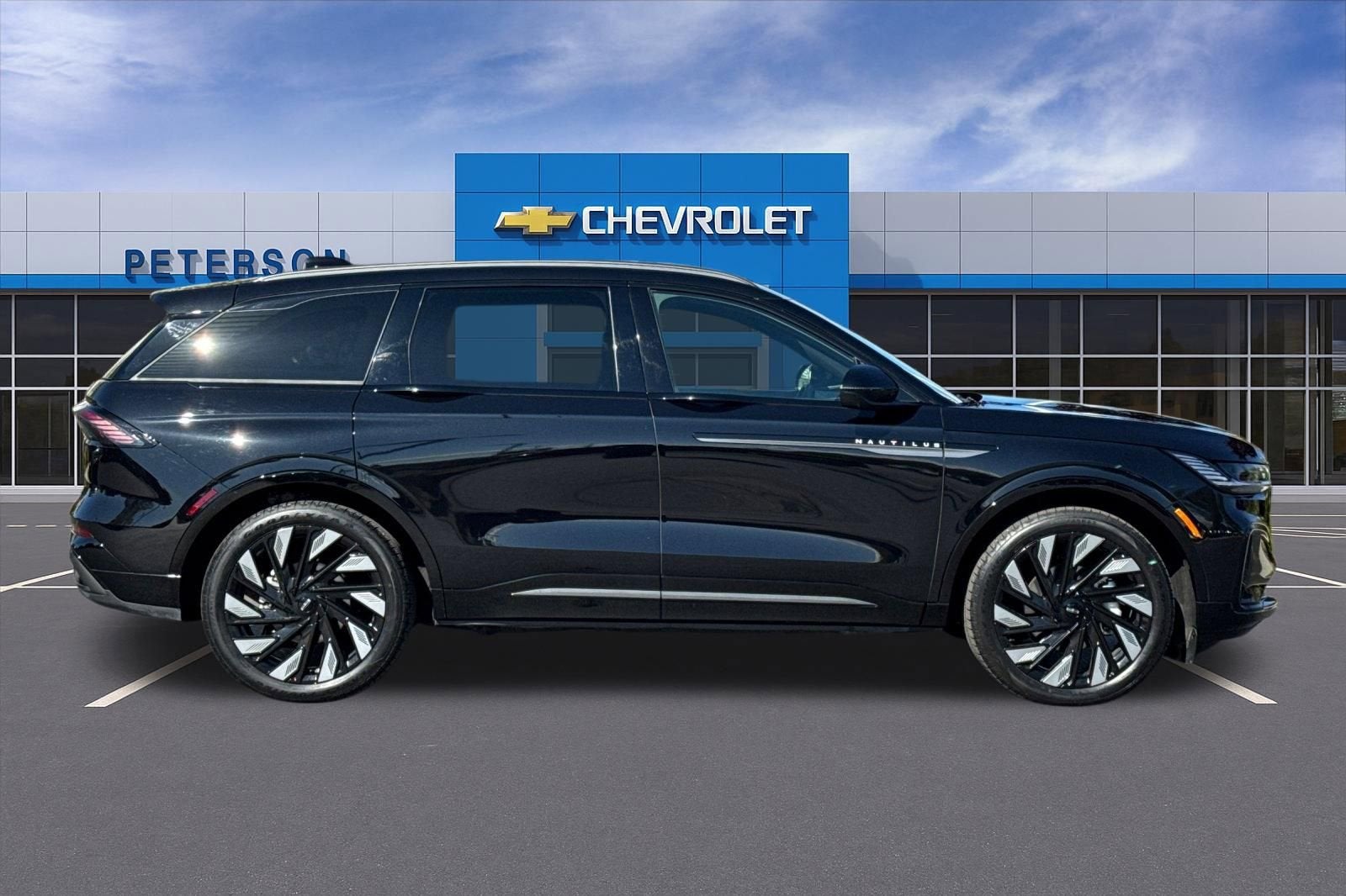 2025 Lincoln Nautilus Reserve