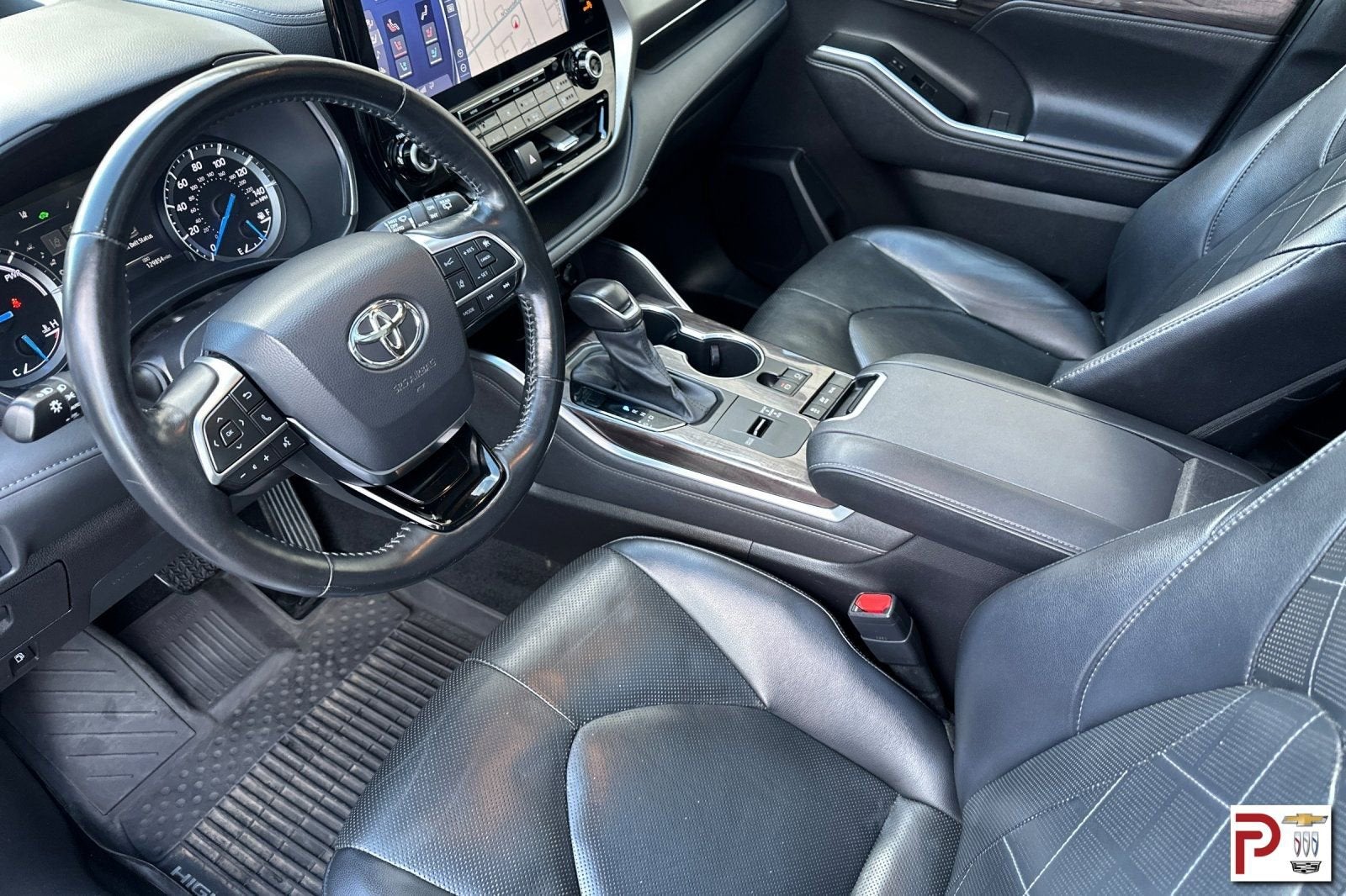 2021 Toyota Highlander Hybrid Platinum