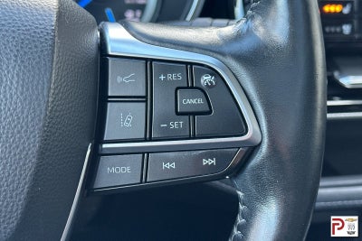 2021 Toyota Highlander Hybrid Platinum