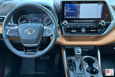2021 Toyota Highlander Platinum