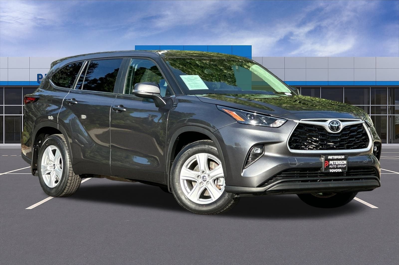 2024 Toyota Highlander LE