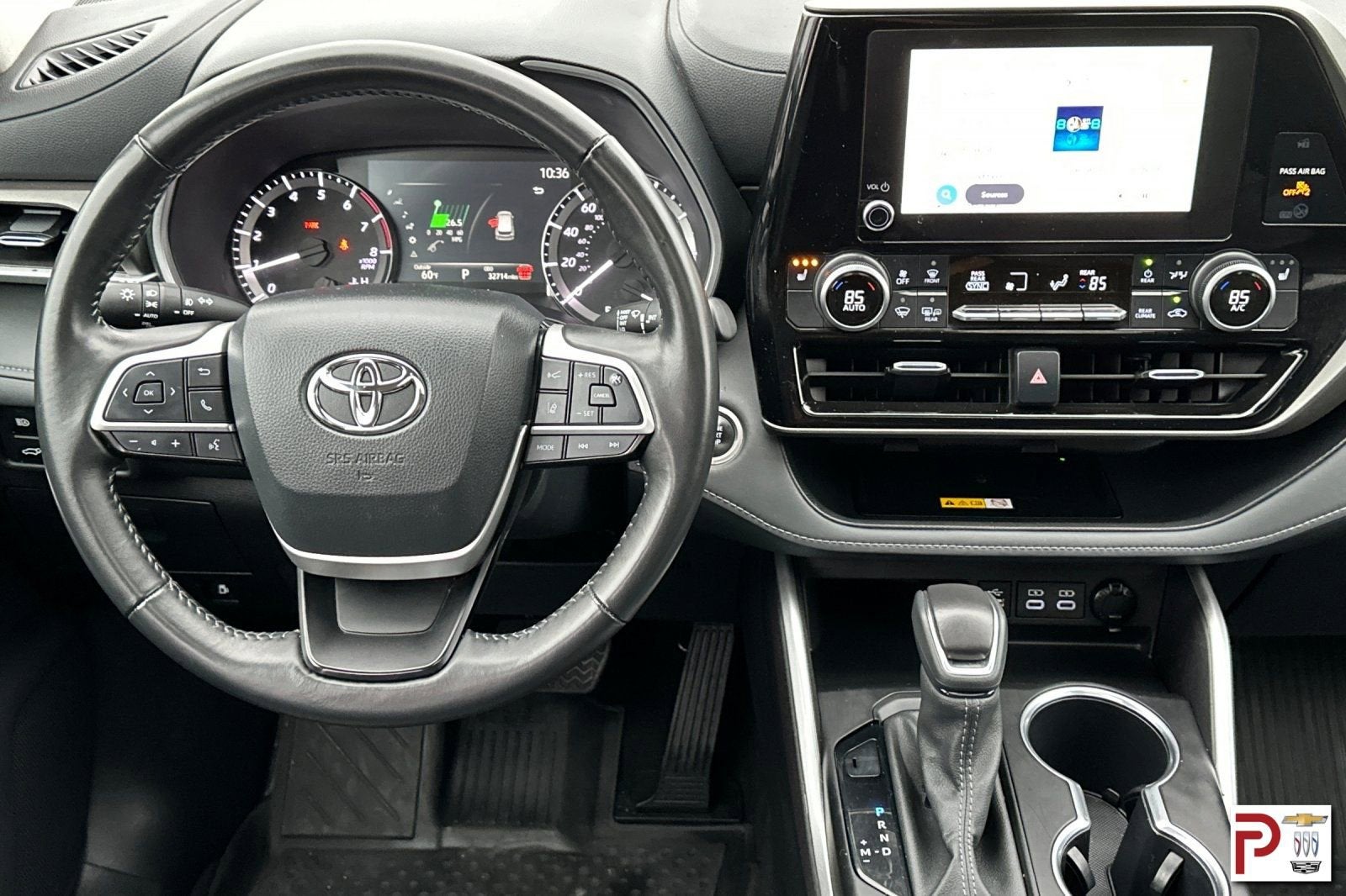 2024 Toyota Highlander LE