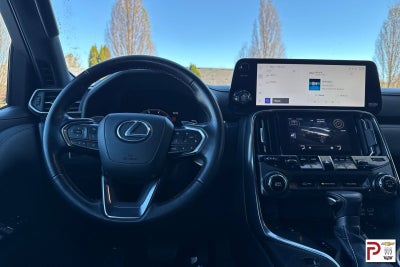 2023 Lexus LX 600 Premium