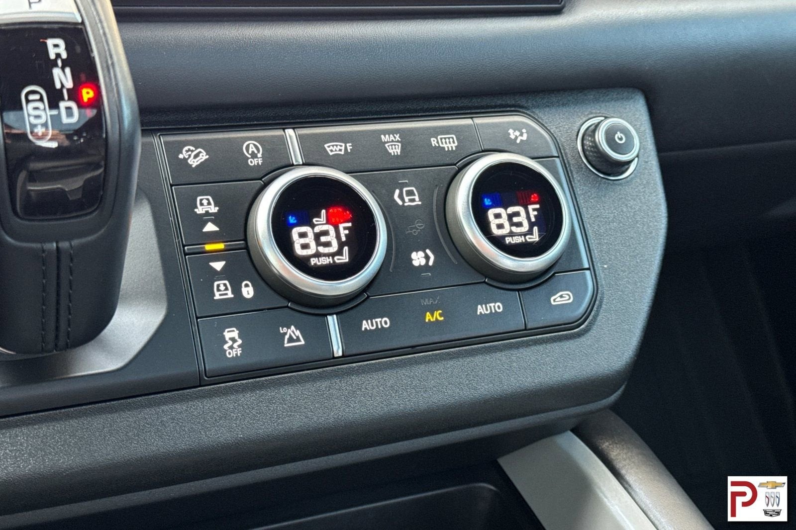 2025 Land Rover Defender 110 P525 V8