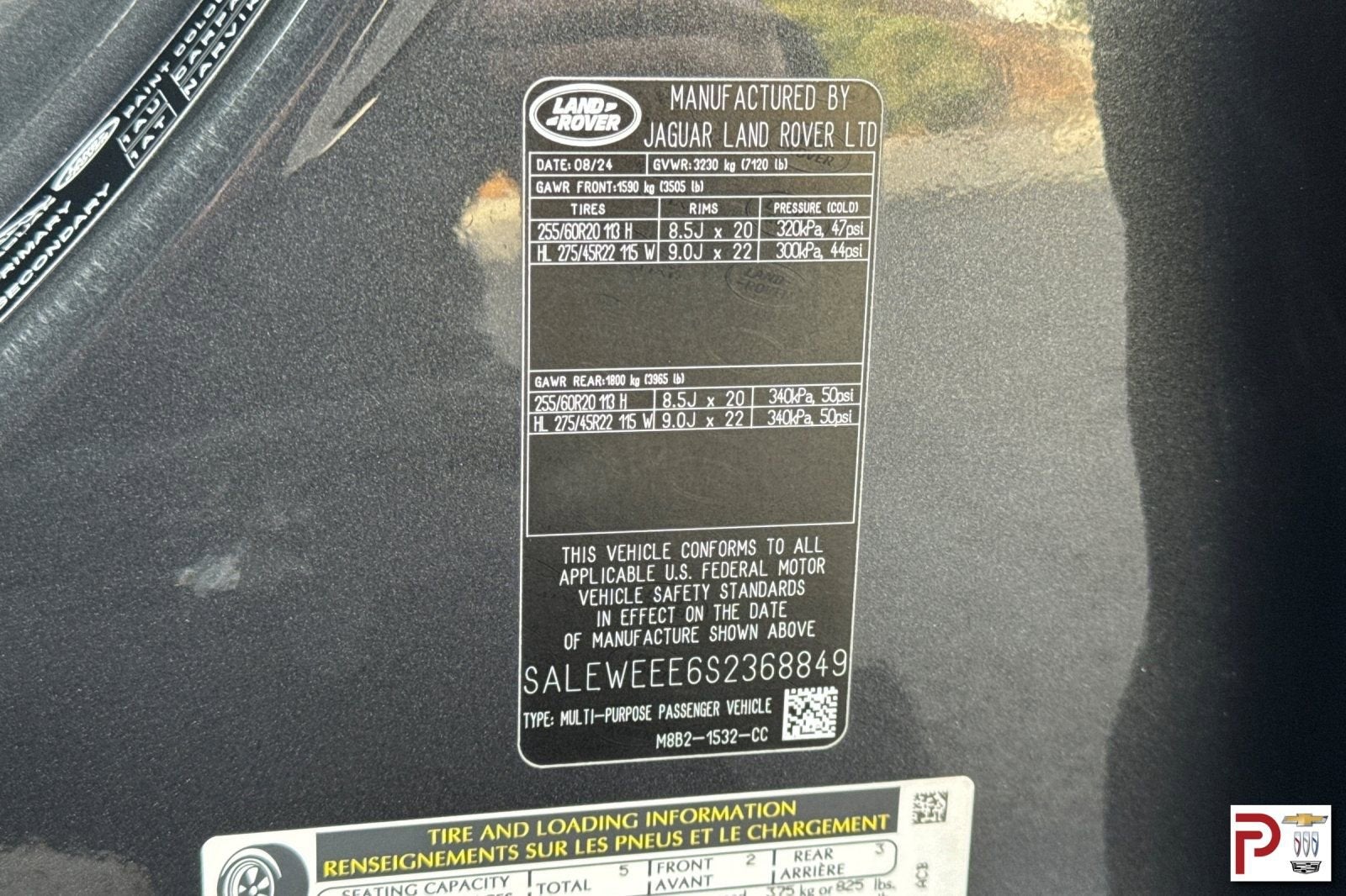 2025 Land Rover Defender 110 P525 V8