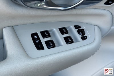 2025 Volvo XC90 B6 Plus 7-Seater