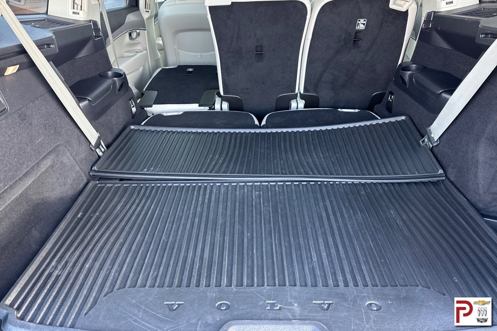 2025 Volvo XC90 B6 Plus 7-Seater