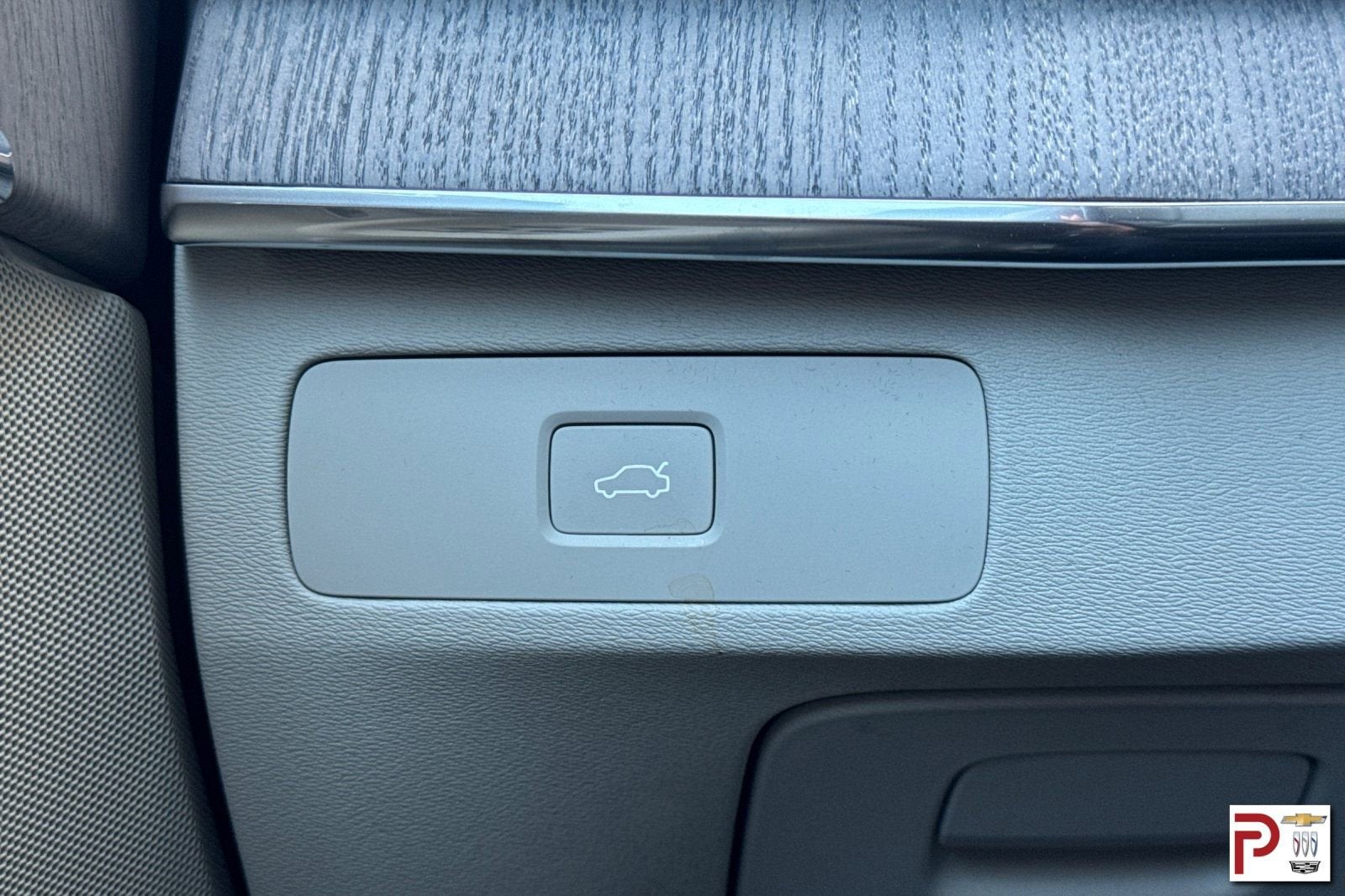 2025 Volvo XC90 B6 Plus 7-Seater