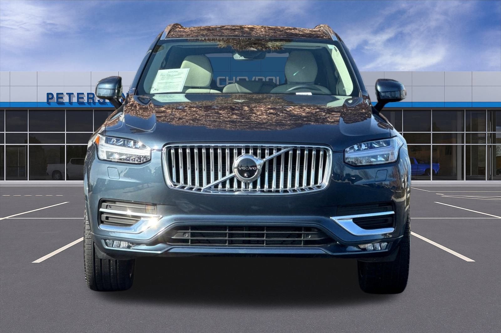 2025 Volvo XC90 B6 Plus 7-Seater