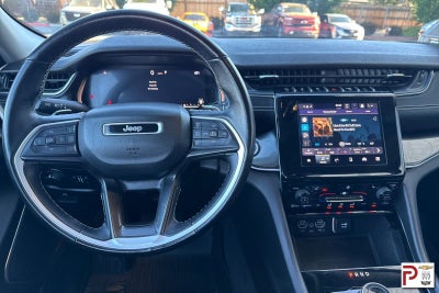 2022 Jeep Grand Cherokee L Laredo