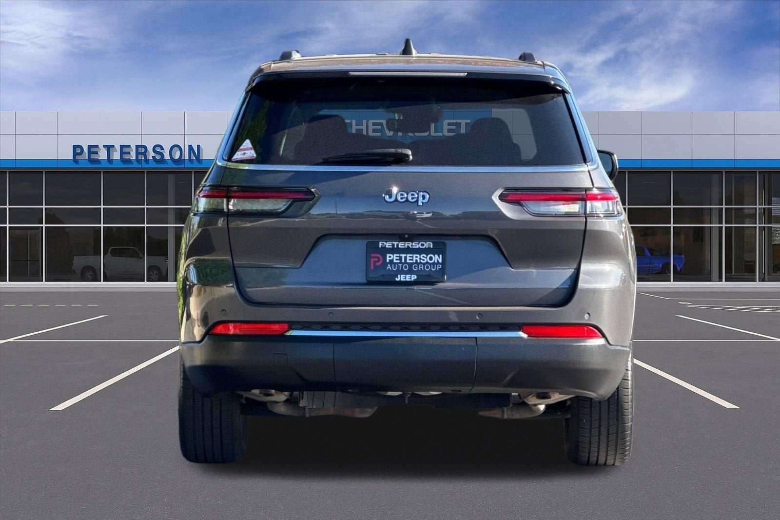 2022 Jeep Grand Cherokee L Laredo