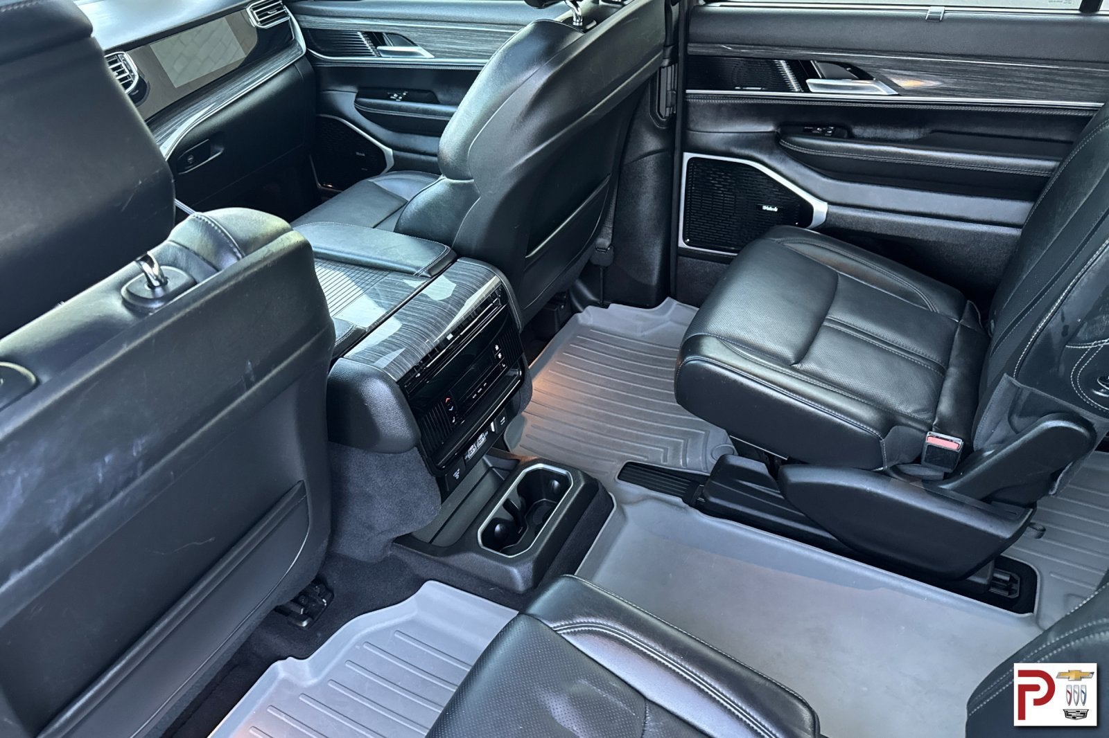 2022 Jeep Wagoneer Series III 4x4