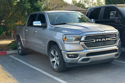 2019 RAM 1500 Laramie Crew Cab 4x4 5'7" Box