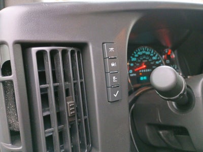 2025 Chevrolet Express Cargo WT