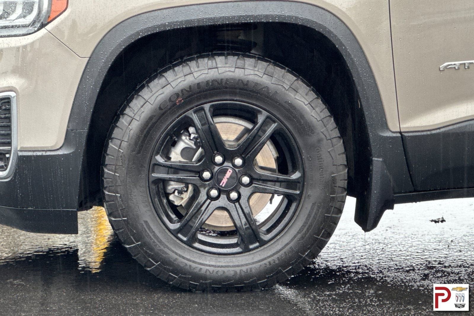 2023 GMC Acadia AT4