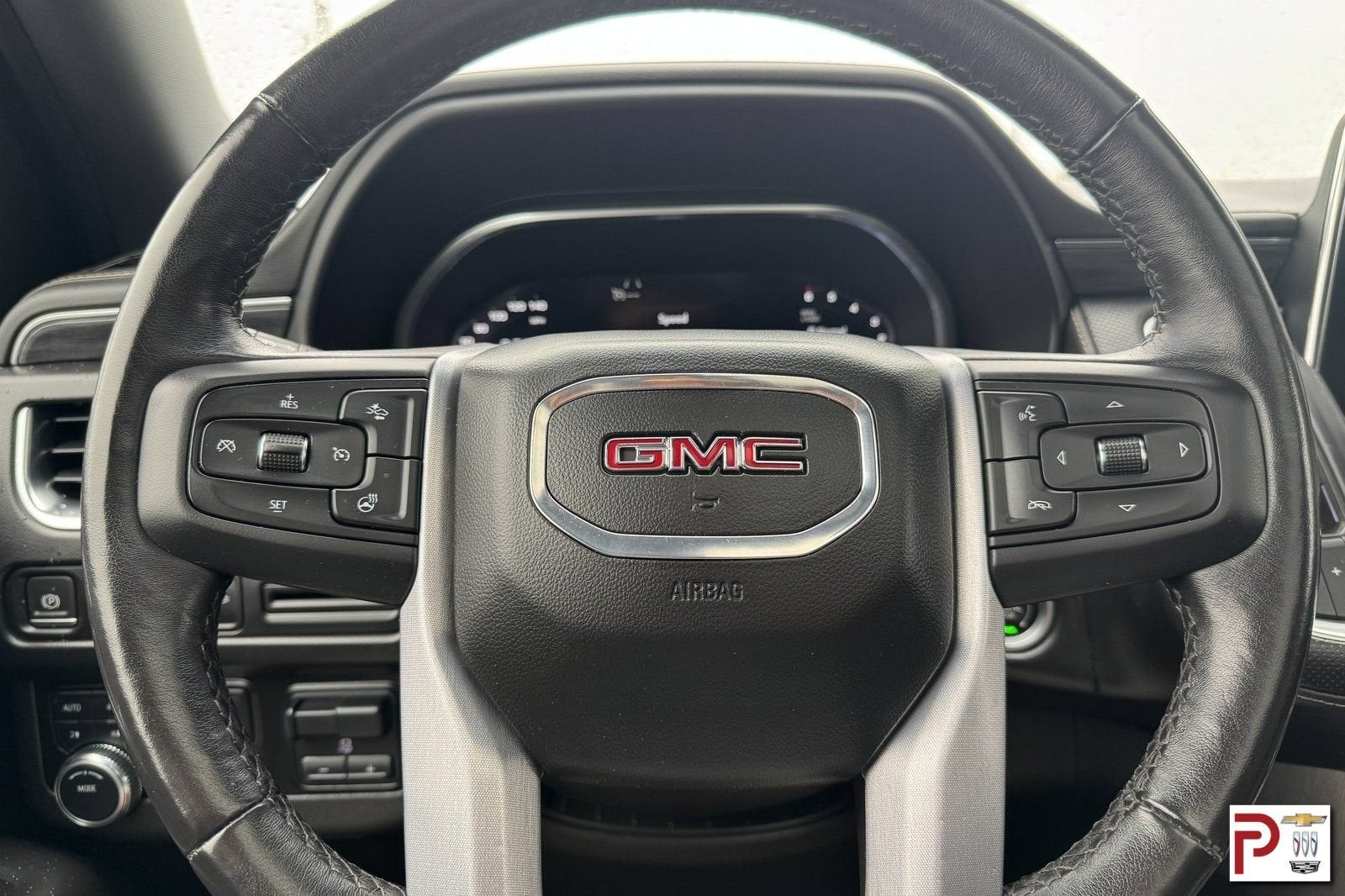 2022 GMC Yukon SLT