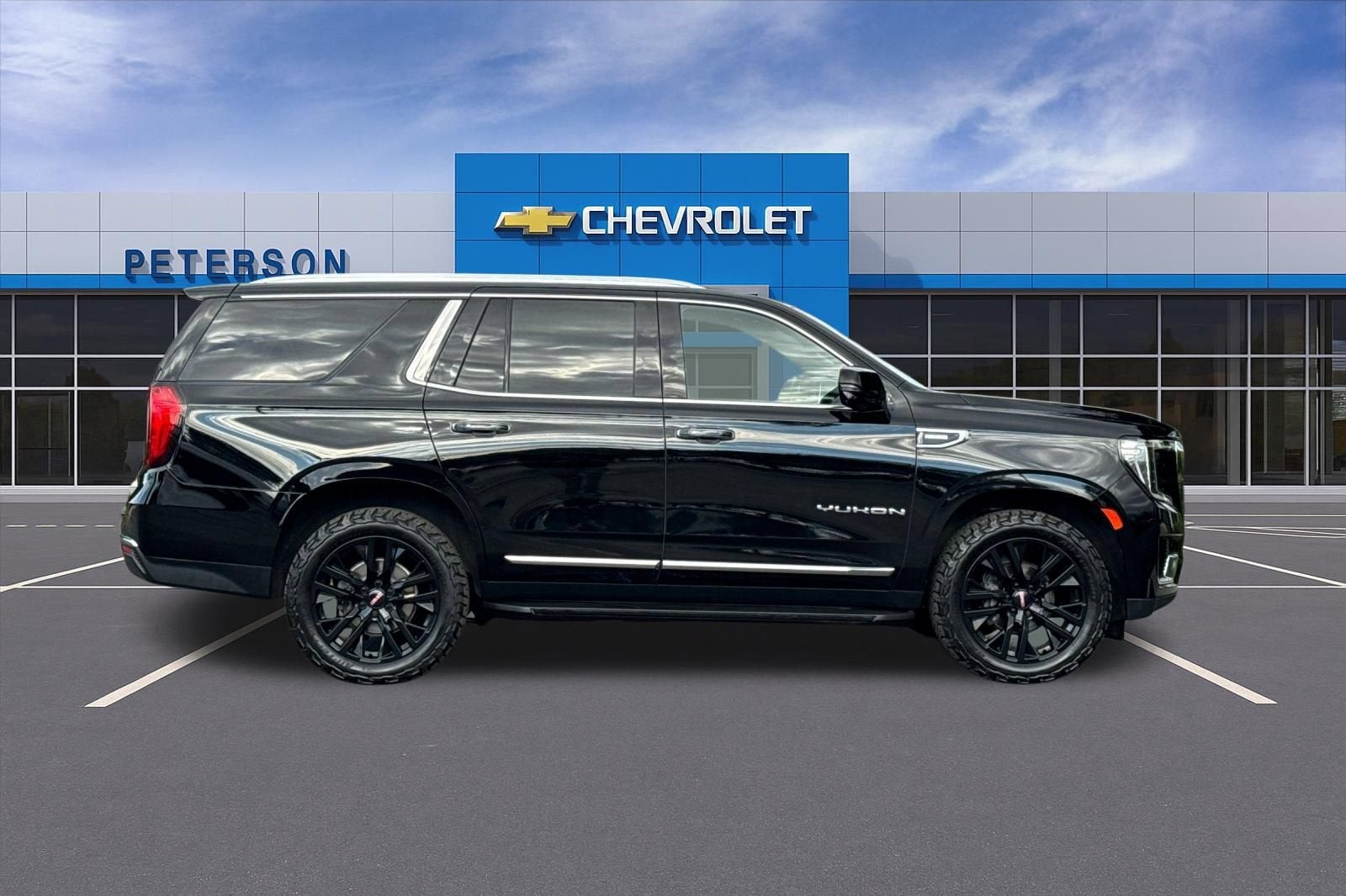2022 GMC Yukon SLT