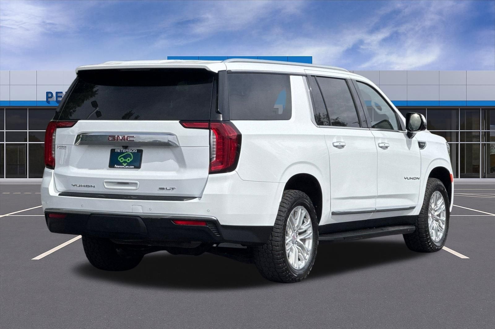 2024 GMC Yukon XL SLT