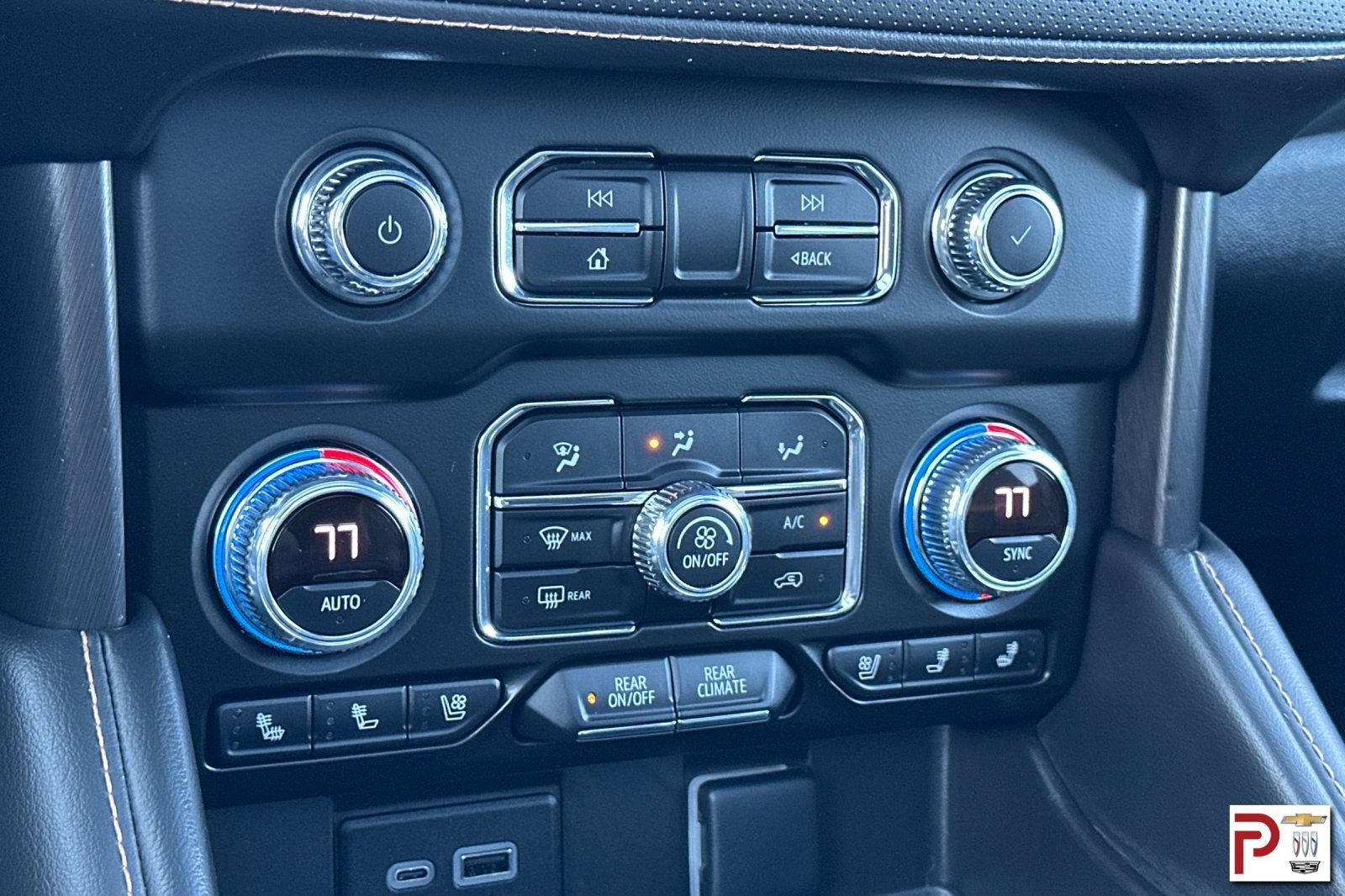 2023 GMC Yukon XL AT4