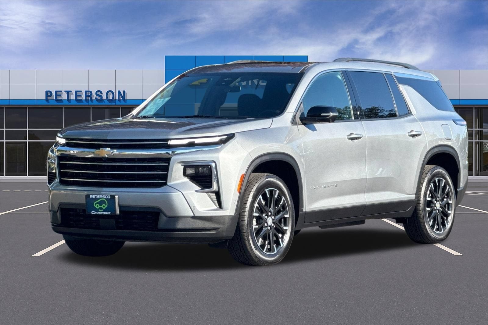 2024 Chevrolet Traverse LT