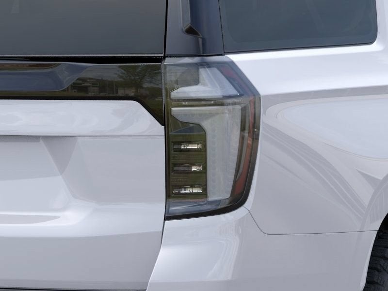 2026 Chevrolet Suburban Z71 - Photo 12